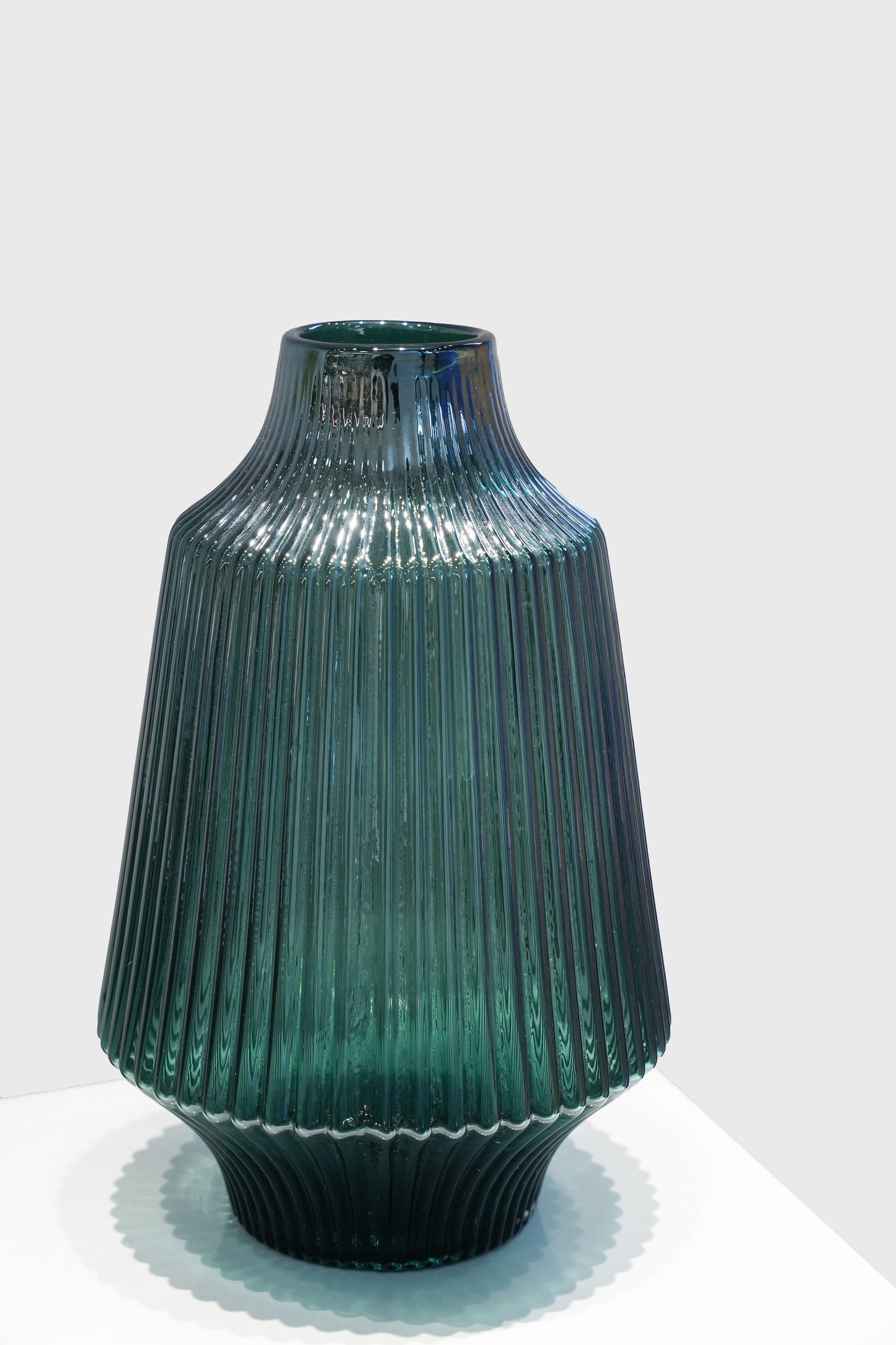 Minimalist Dark Blue Narrow-Mouth Fresh Desktop Glass Vase - Davinci Flower