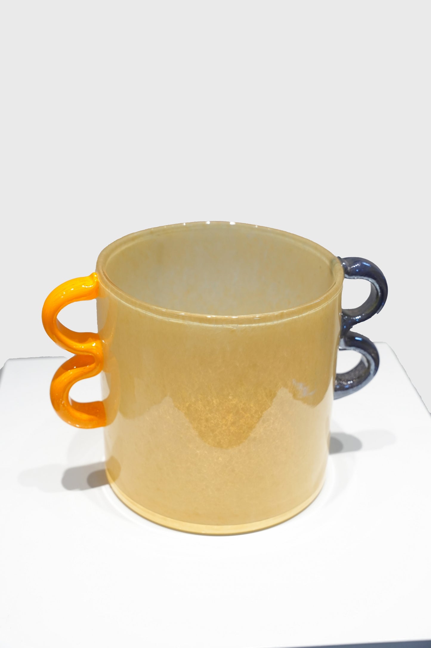 Dual Handle Gradient Straight Cylinder Vase - Davinci Flower