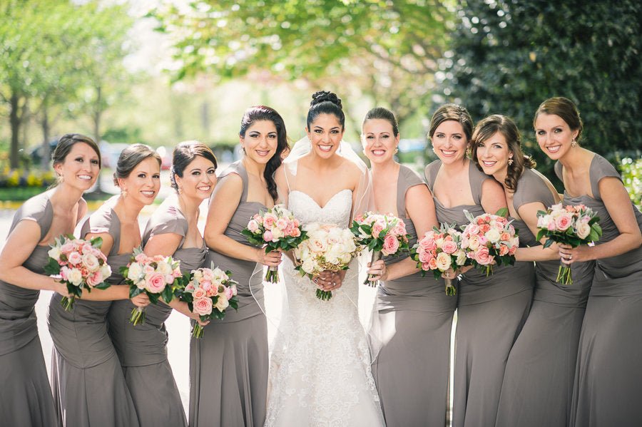 Choosing and Caring for Wedding Bouquets in Melville and Woodbury