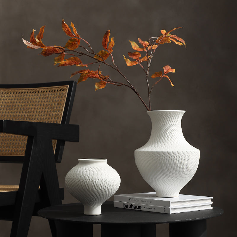 Artistic Textured Vases – A Harmony of Form and Elegance