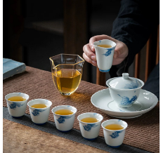 Hand-painted Antique-style Koi Fish Gaiwan Set (9 pcs)