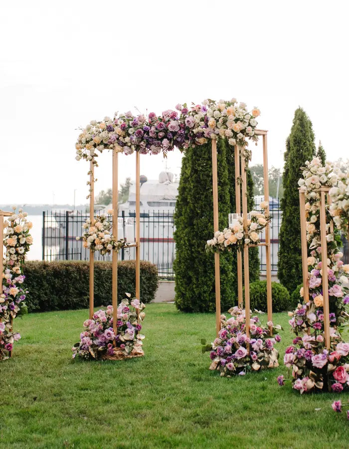 wedding floral design by DaVinci Flower in Plainview NY