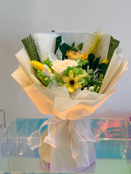 Preserved Mini Bouquet-Ivory Green