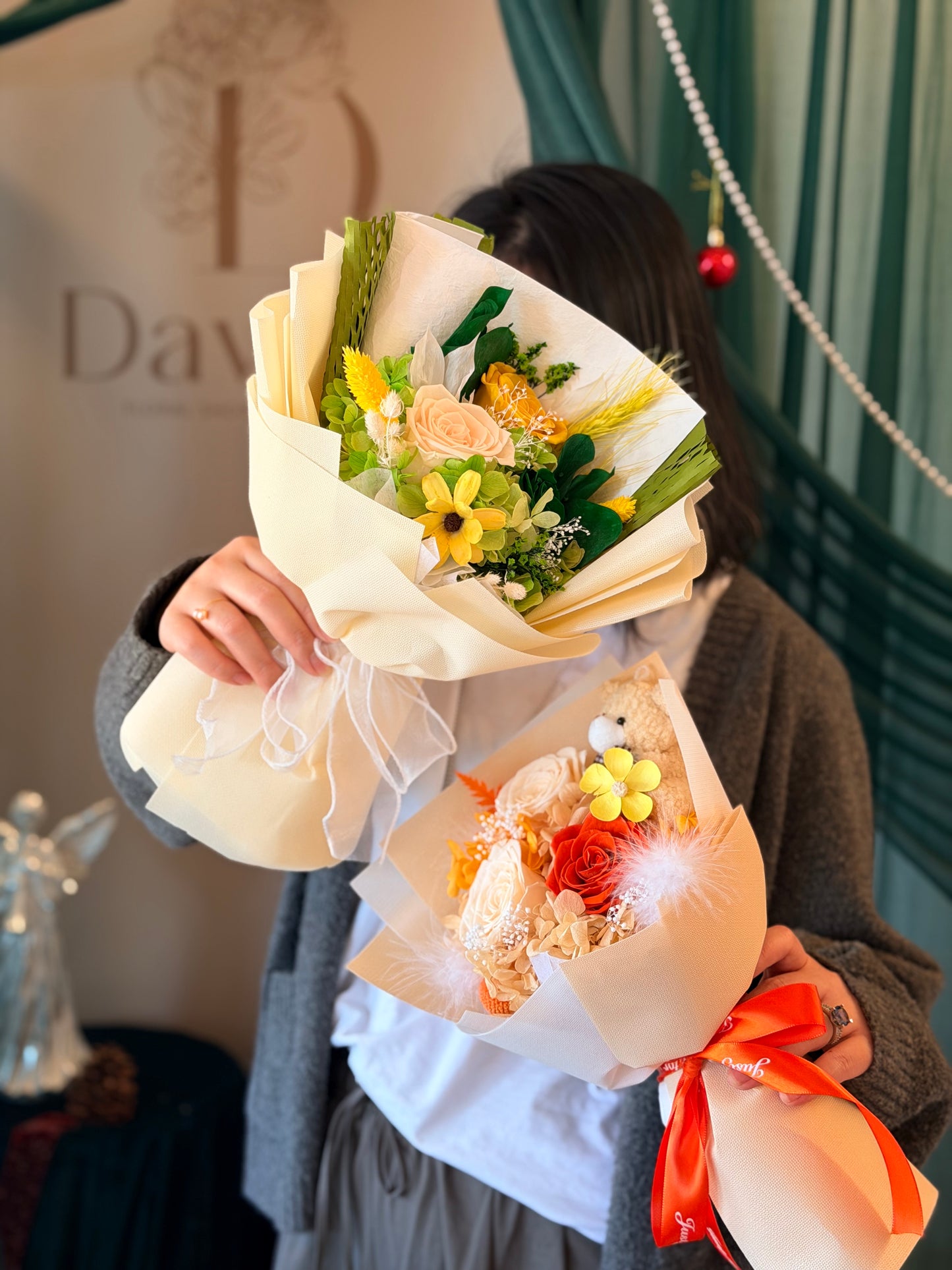 Preserved Mini Bouquet-Ivory Green