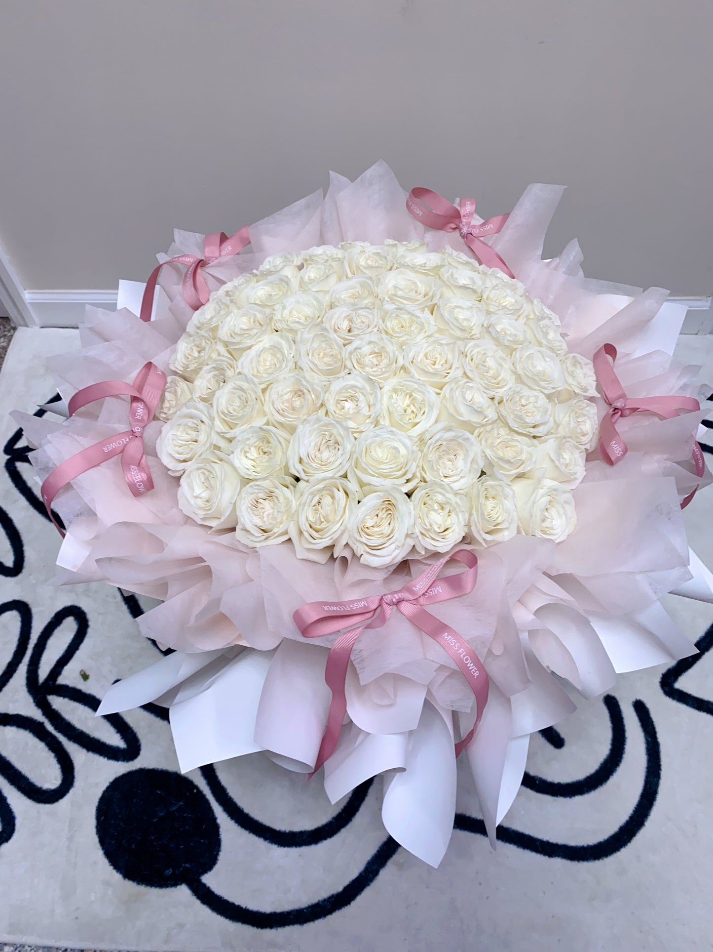 Bouquet of 52 roses