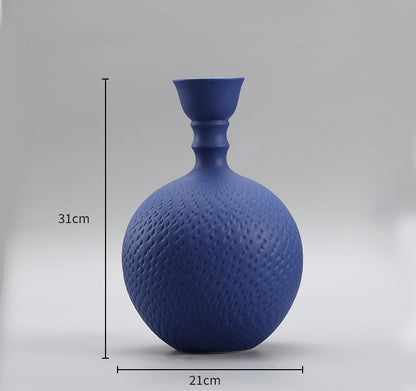 Artistic Textured Vases – A Harmony of Form and Elegance